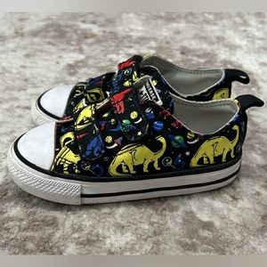 Converse Size 7 Toddler